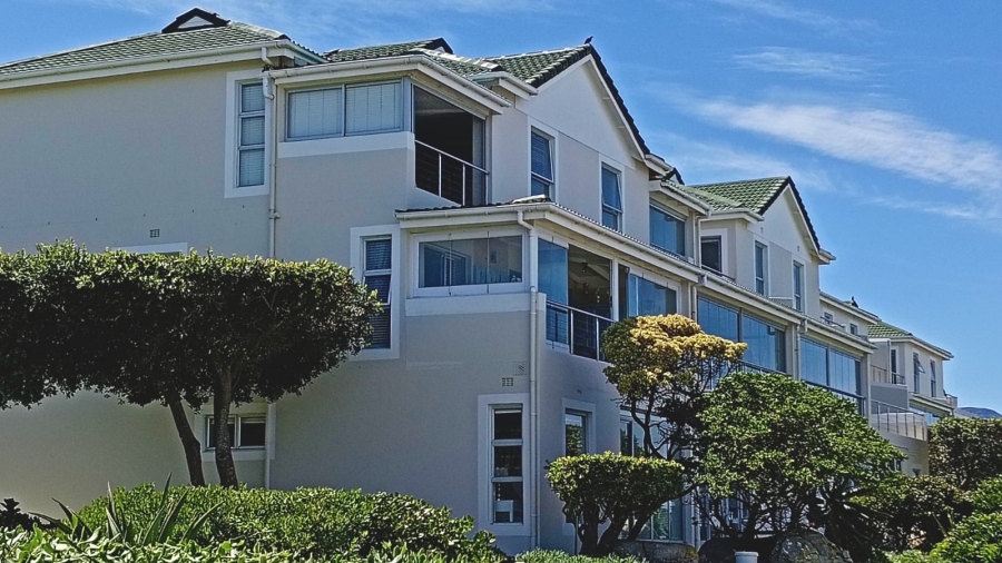 To Let 2 Bedroom Property for Rent in Westcliff Western Cape